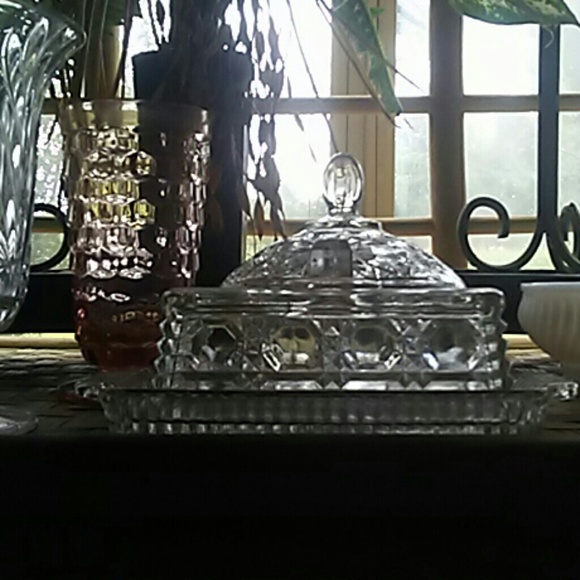 Glassware - Picture 2 of 3